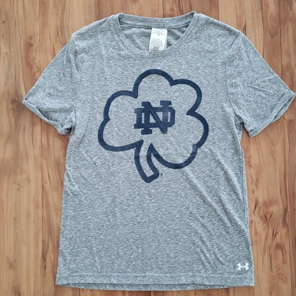 Under Armour Tops - Under Armour Notre Dame T-Shirt Size Medium